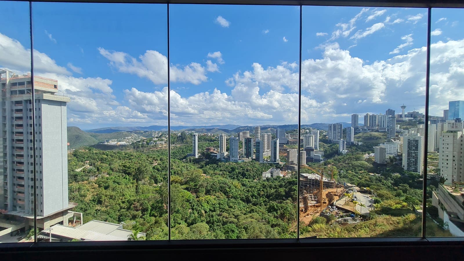 Apartamento 4 quartos 2 suítes à venda no Vila da Serra 205 m² - Foto 2