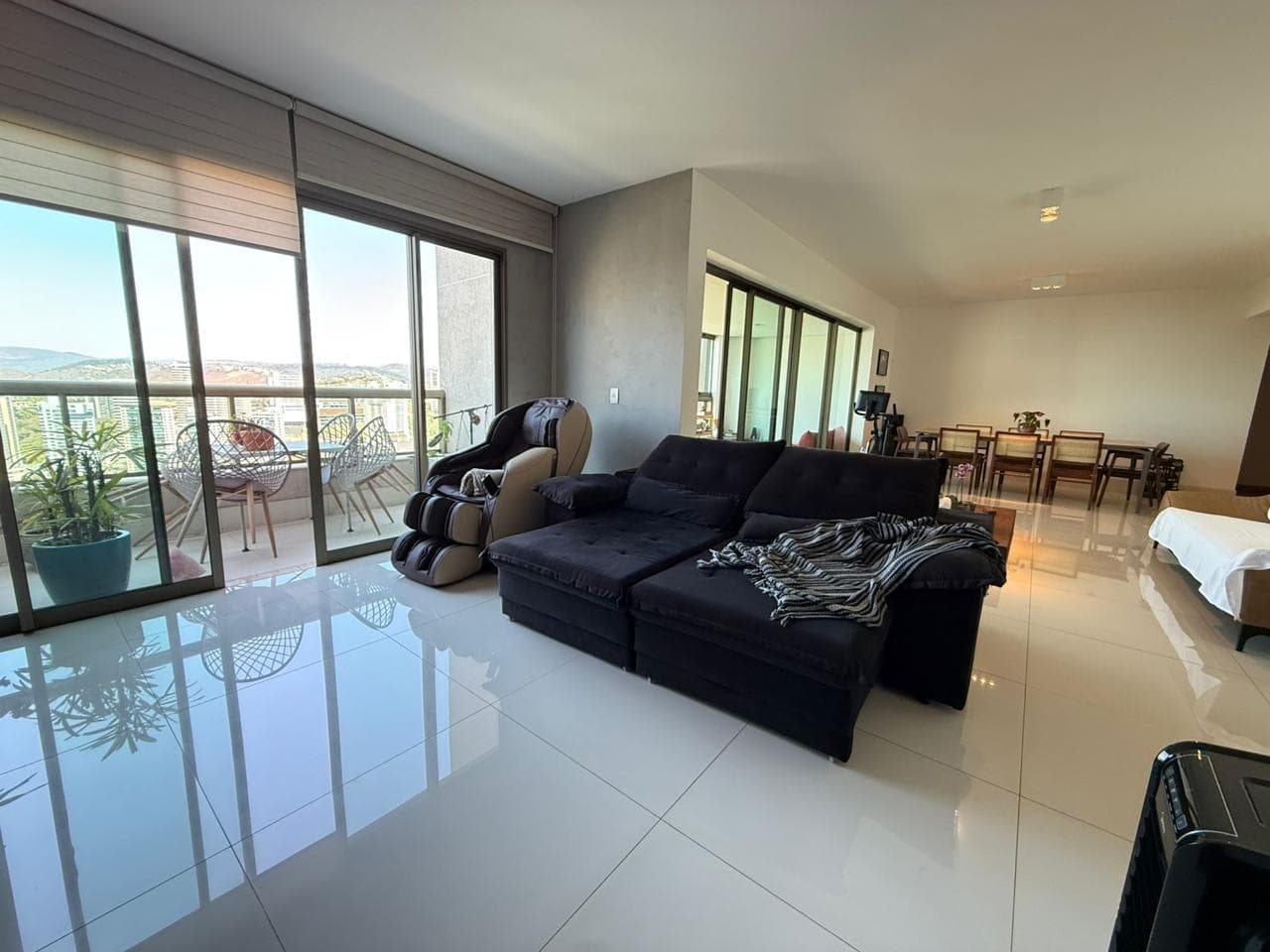 Apartamento 4 quartos 2 suítes à venda no Vila da Serra 205 m²